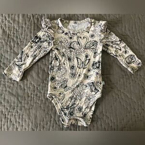 Posh Peanut Junie Cream Black Bodysuit Swans Bamboo Long Sleeve Bodysuit 12-18m